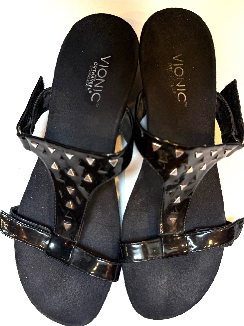 Vionic Black Patent Studded T-Strap Sandals